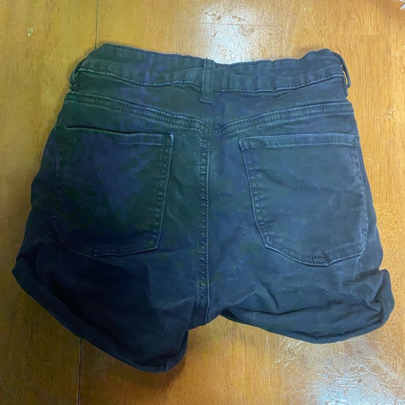 Black jean shorts - Picture 2 of 4